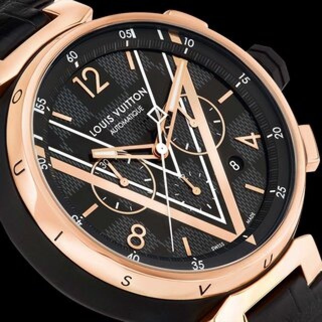 この明解ビジュアルが、ルイ・ヴィトン。新作「タンブール クロノグラフ ダミエ･グラフィット スティール & ゴールド」｜LOUIS VUITTON