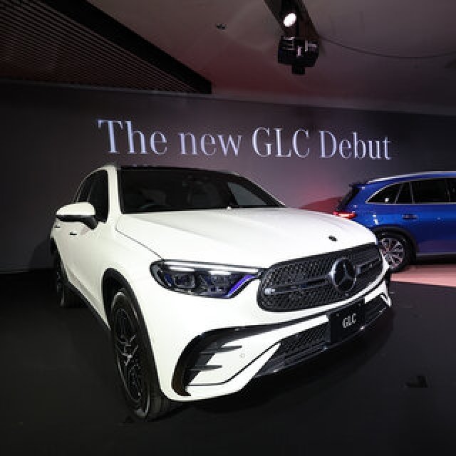 まさに全方位的に進化──メルセデスのベストセラーSUV「GLC」が初のフルモデルチェンジ｜Mercedes Benz