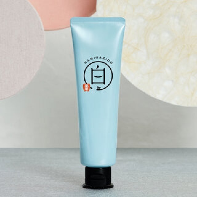 磨くほど白い歯を。職人の知が集結した本格ホワイトニングケアブランド「歯磨き堂」｜BEAUTY