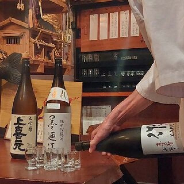 連載エッセイ｜#ijichimanのぼやき「味わい深い魅力があふれる、現金払いだけのこだわりを貫く昔ながらの飲み屋」