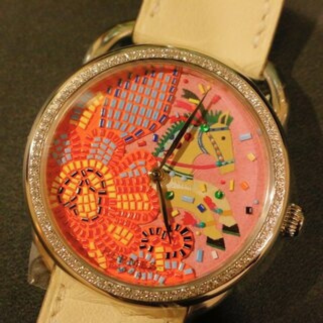 エルメスで継承され続ける職人技マルケトリーを体験する | HERMÈS