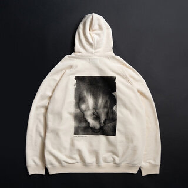 GraphpaperとLOOPWHEELERがコラボレーション。墨絵をモチーフにしたスウェットが登場｜LOOPWHEELER