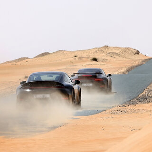 61年の歴史で初となるハイブリッド911がデビューへ|Porsche