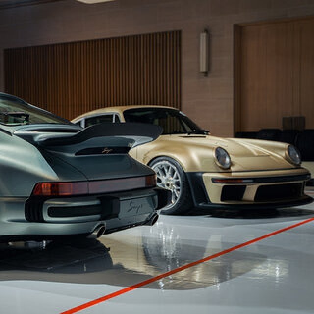 ポルシェ911のレストアで“レストモッド” ブームを牽引する「シンガー」がコーンズと提携｜Singer