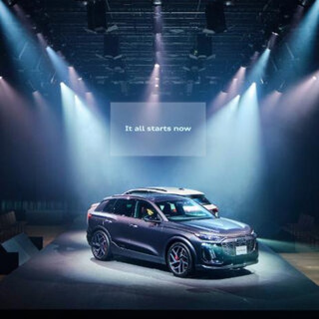 新世代プラットフォームを採用したミッドサイズBEVが日本上陸|AUDI