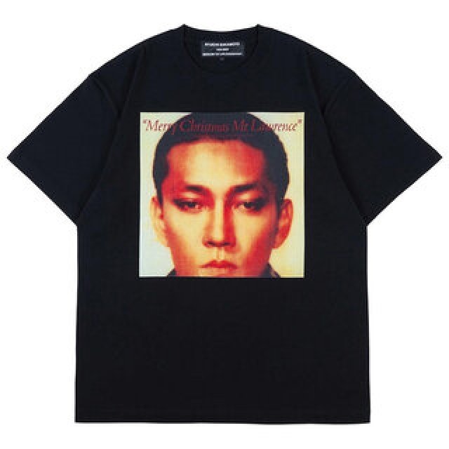 坂本龍一を着る。アーカイブコレクションが装いも新たに黒ボディで復活 | MEDICOM TOY