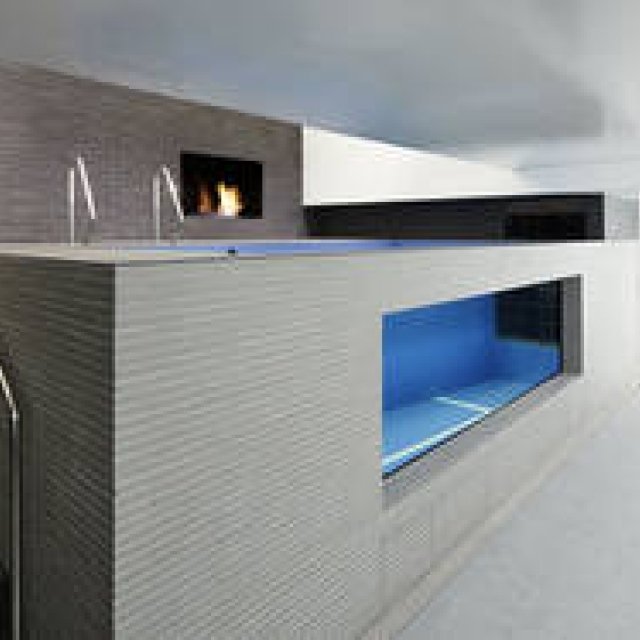 プライベート空間でスイムトレーニングができる「AQUALAB」｜LOUNGE　ギャラリー