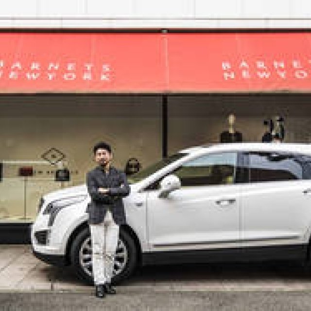 バーニーズ　ニューヨーク横浜店副店長がキャデラックXT5を吟味する｜Cadillac
