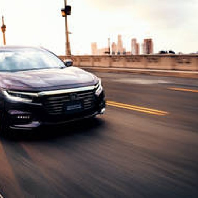 ミドルセダンになった3代目インサイト登場｜Honda