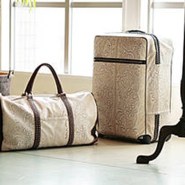 続・スーパーセブンに似合う赤（2）中東表現編