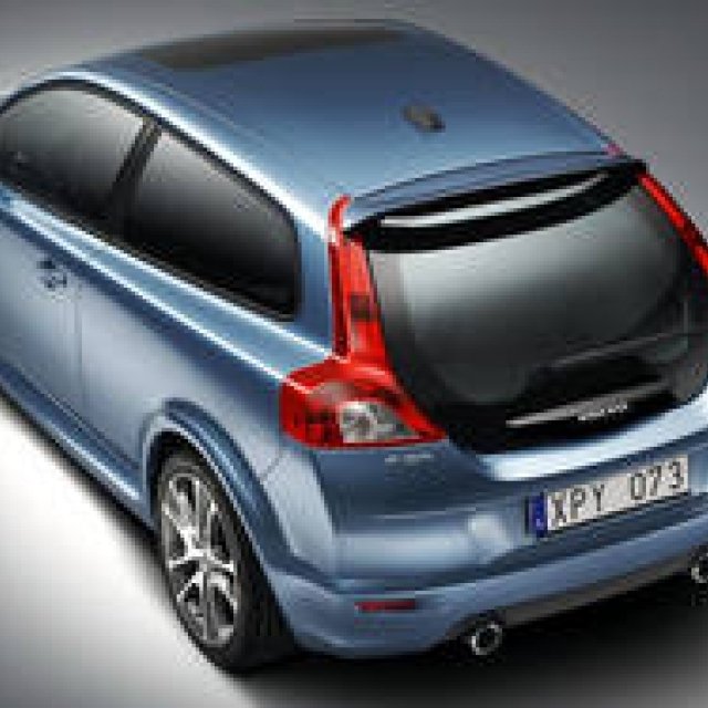 VOLVO｜ボルボC30｜第９回　（前編）｜「ボルボにしてはカッコよすぎる!?」