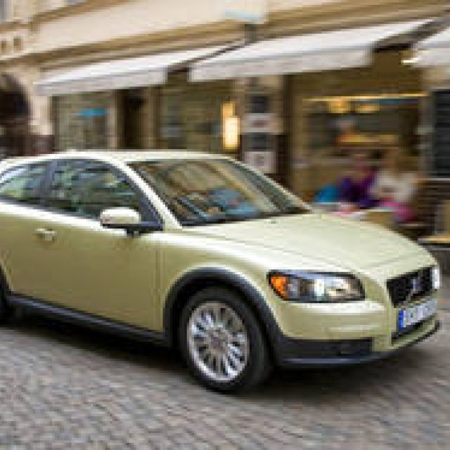 VOLVO｜ボルボC30｜第10回　（後編）｜「いちばんオススメのボルボ」