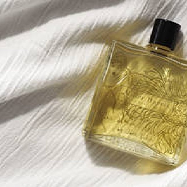 ジェーン バーキンの完全なる香り『レール ドゥリアン』発売