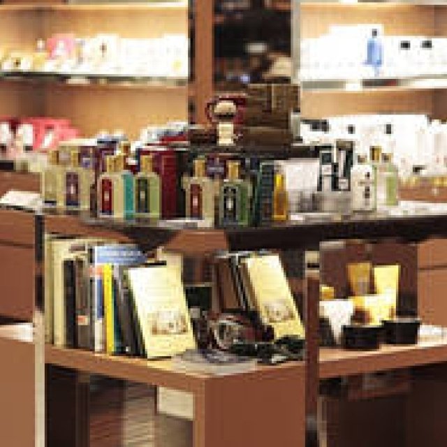 5月6日（火・祝）まで、伊勢丹メンズ館1階コスメコーナーに出店中