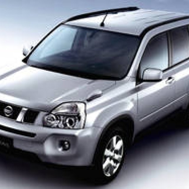 ディーゼルの波来る、日産、「エクストレイル」でディーゼル本格参入