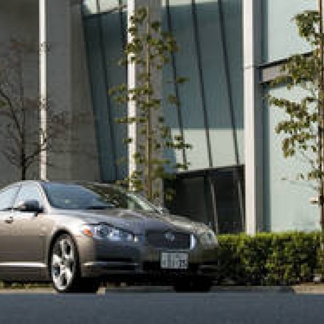 Jaguar　XF｜ジャガーXF｜山中俊治 vs ジャガーXF（1）クルマはまず、立ち方を見る