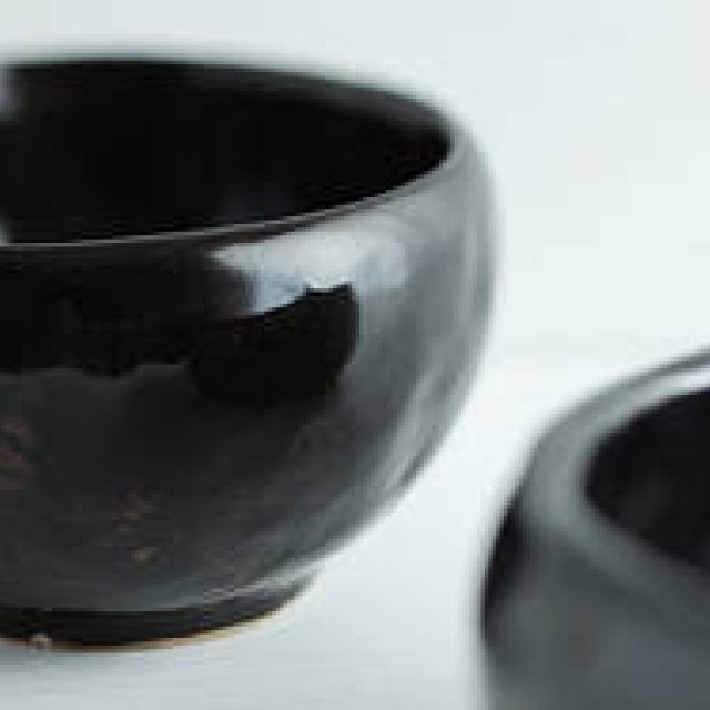 藤原美智子の「色」ものがたり第8回 2009年1月 黒の器