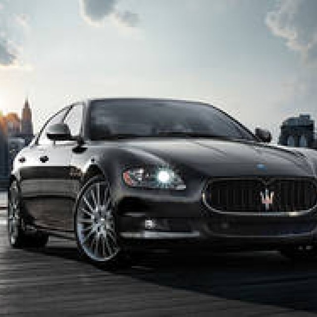 MASERATI Quattroporte SPORT GTS｜4ドアサルーンの皮を被ったリアルスポーツ