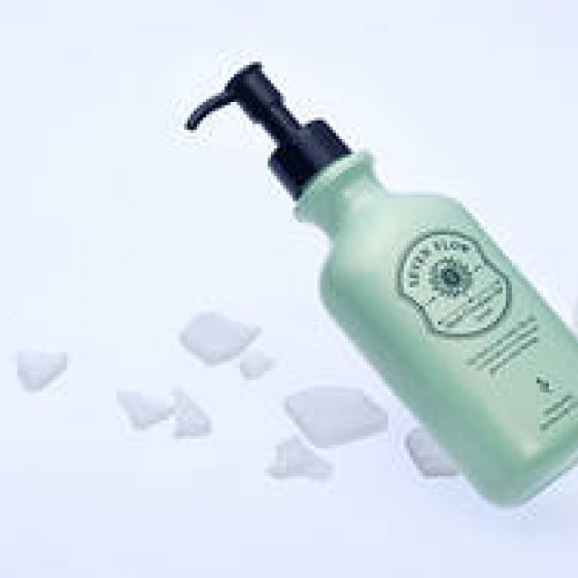 内側から健康的に美を磨く、オイル美容の魅力（2）