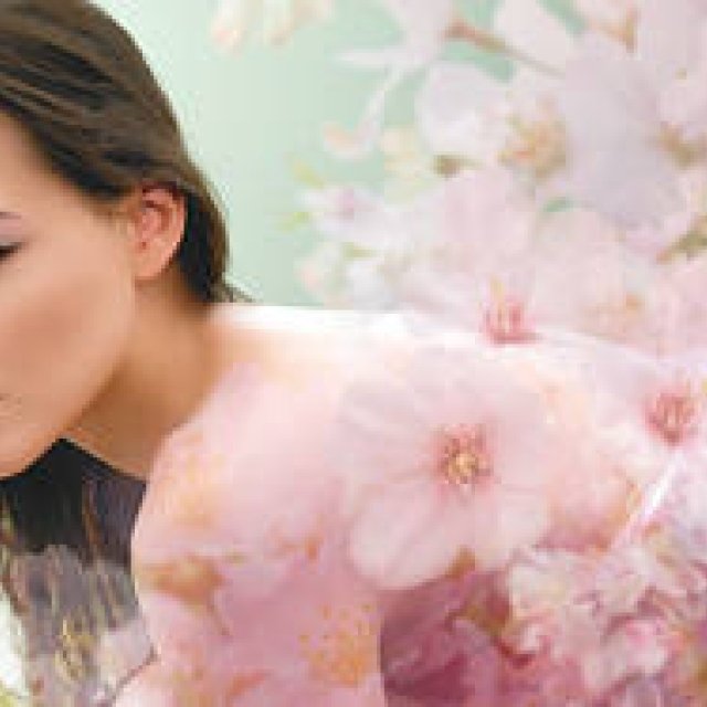 SUQQU｜スック』の2009春夏コレクション「桜春影（SAKURAKAGE）」