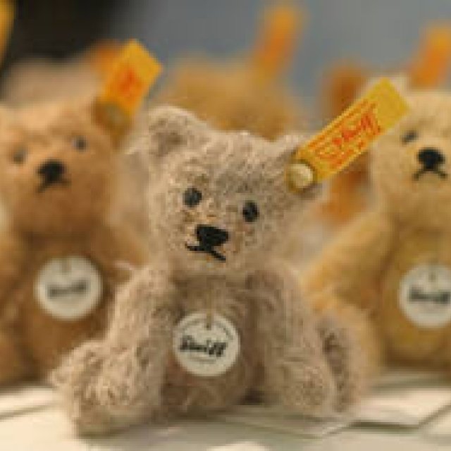 リヤドロブティック銀座本店に「シュタイフ」のフロア誕生