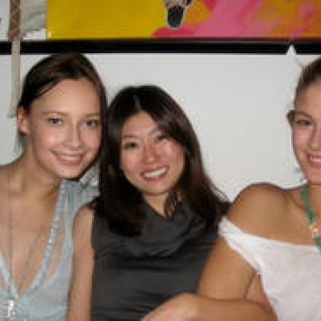 Munemi talks with Michelle Buswell and Tiiu Kuik.（前編）