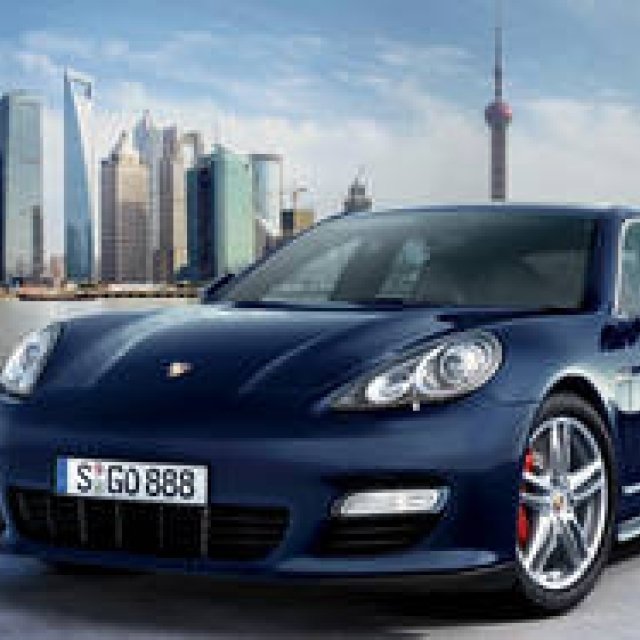 PORSCHE PANAMERA｜ポルシェ第四のモデル、ついに登場