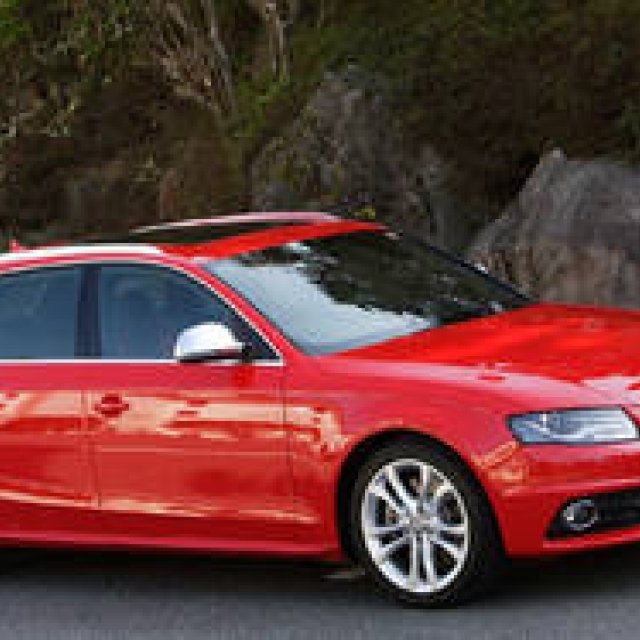 Audi S4｜試乗（前篇）　ルックスだけで心が騒ぐクルマ