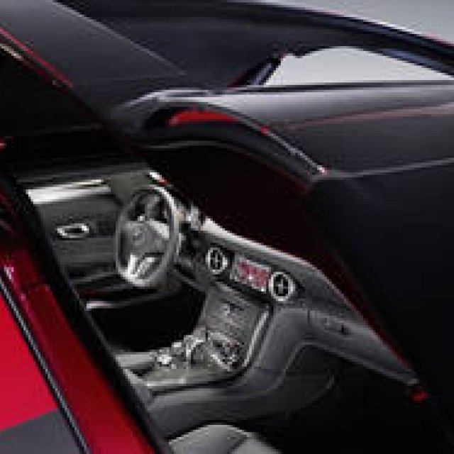 Mercedes-Benz SLS AMG｜メルセデス・ベンツSLS AMGの内装を公開！