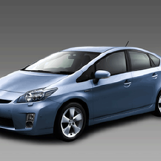 TOYOTA PRIUS｜トヨタ・プリウス 大きく進化した3代目