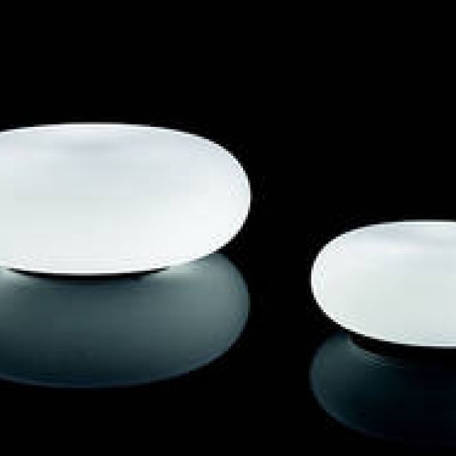 深澤直人がデザインした照明「ITKA」