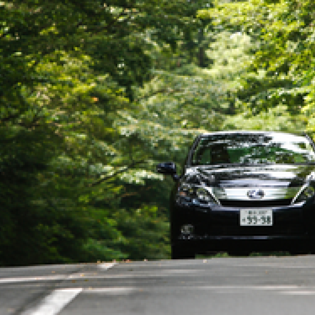 LEXUS HS250h（前篇）｜プリウスとはまったく別もの