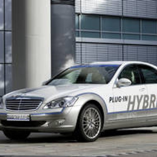 Mercedes-Benz Vision S500 Plug-in HYBRID｜ラグジュアリーサルーン初の3リッターカー