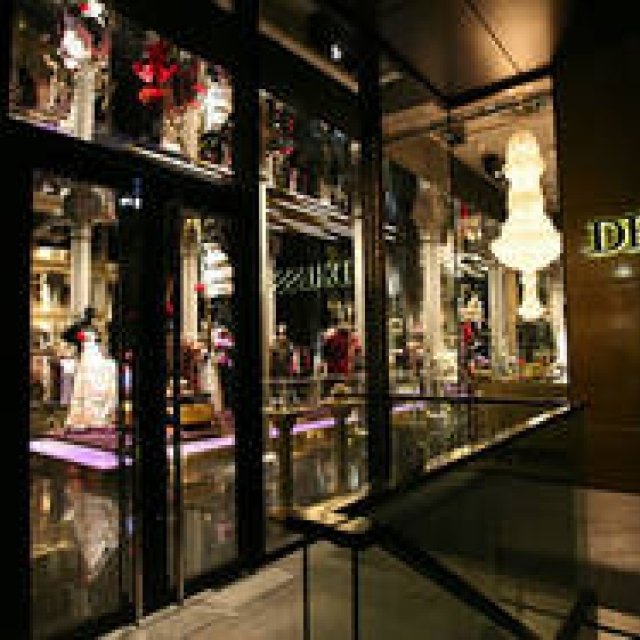 DRESS33｜「DRESS33」青山に初の路面店をオープン