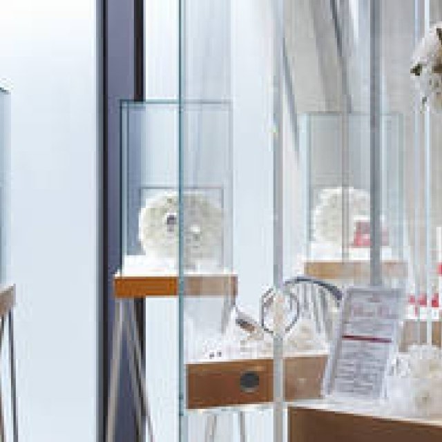 OMEGA│『オメガブティック青山』に「オメガ ブライダルサロン」オープン