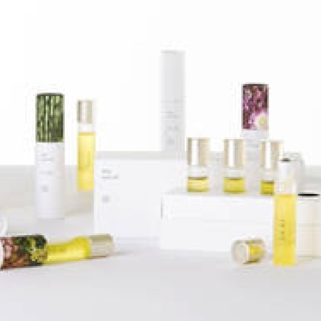 uka｜トータル・ビューティ・サロン『uka』から、「uka ネイルオイル」誕生