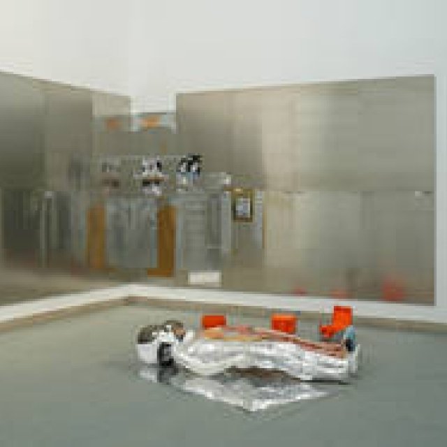 RAT HOLE GALLERY｜イザ・ゲンツケン（Isa Genzken）日本初の個展「OIL XV / XVI」