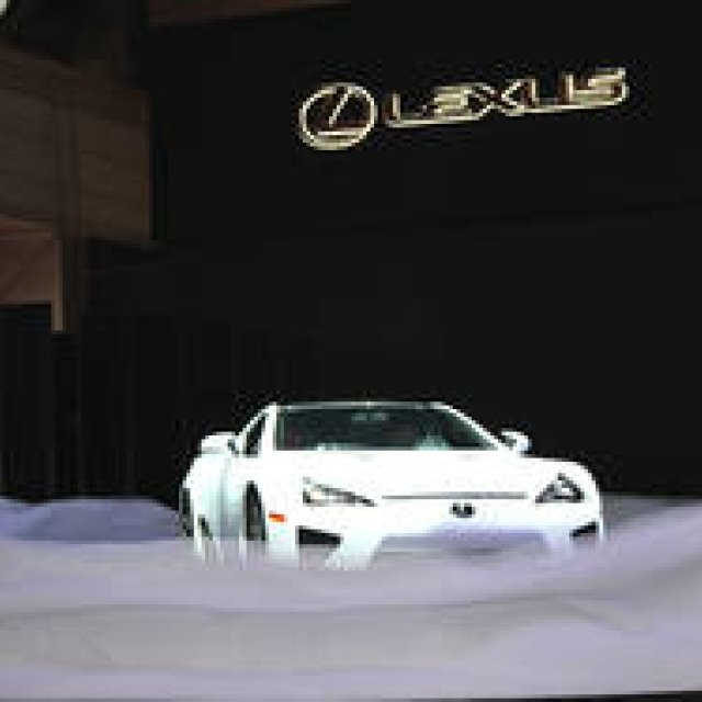 レクサス LFA｜「感動・官能」を極限まで追求