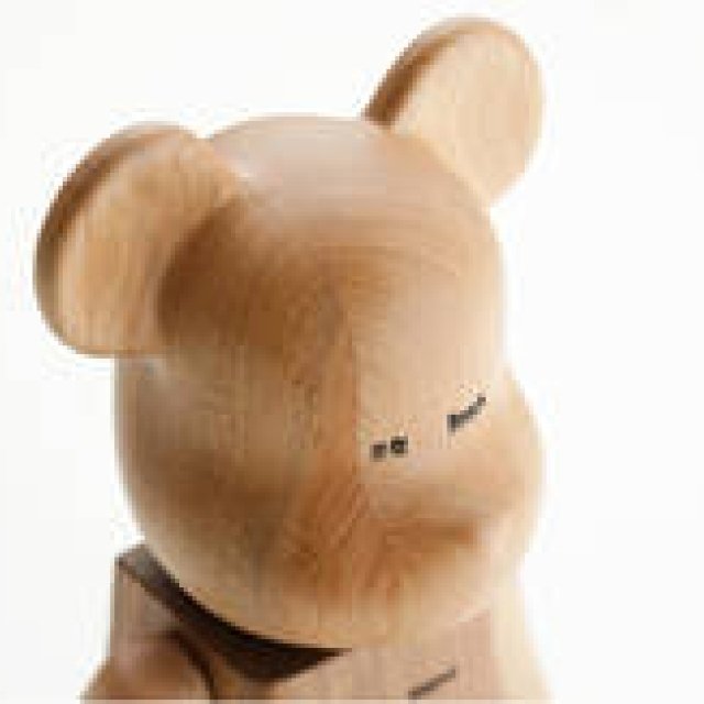 モア・トゥリーズ｜more trees × カリモク かんばつ材 400％ BE@RBRICK発売