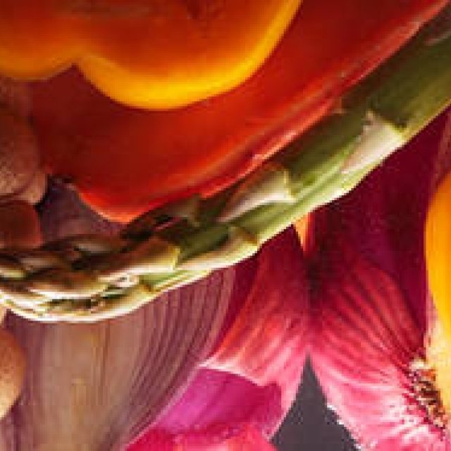 岡部美代治｜Vol.10　スキンケアを活かすための食生活アドバイス