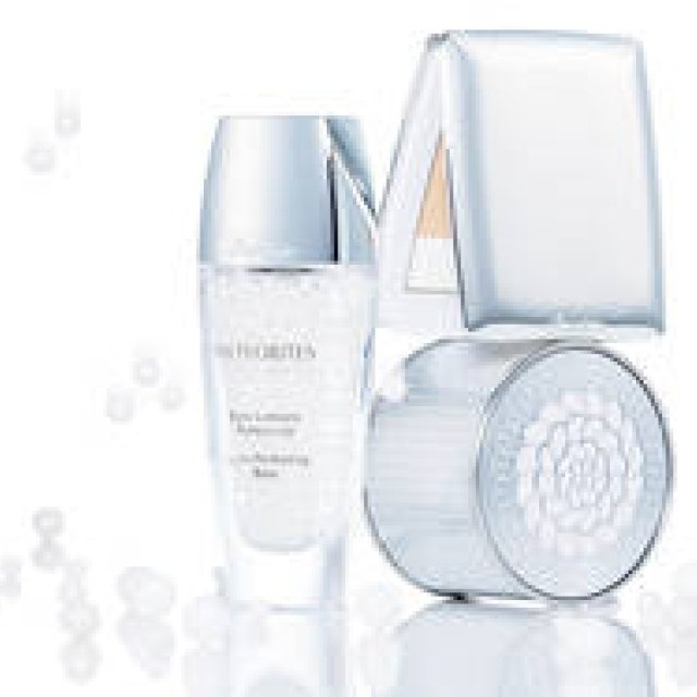 GUERLAIN｜ゲランから、進化した「パリュール パーリーホワイト」誕生