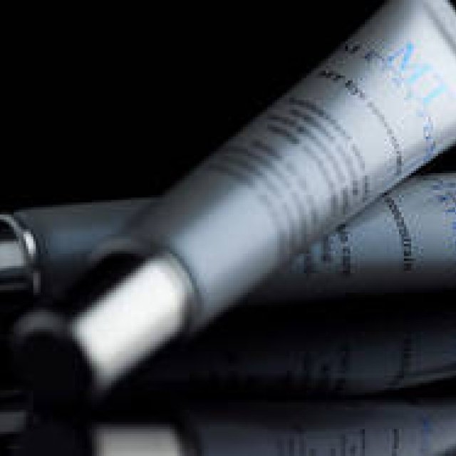 國藤直子│コスメシュラン第53週「メタトロン MT アイコンセントレート」