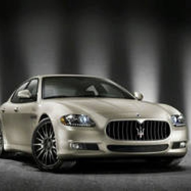 MASERATI Quattroporte SPORT GT S Awards Edition｜スペシャルなたたずまいのマセラティ