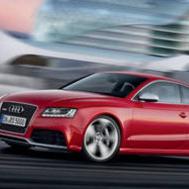 Audi RS5｜アウディ最強の2ドアクーペ