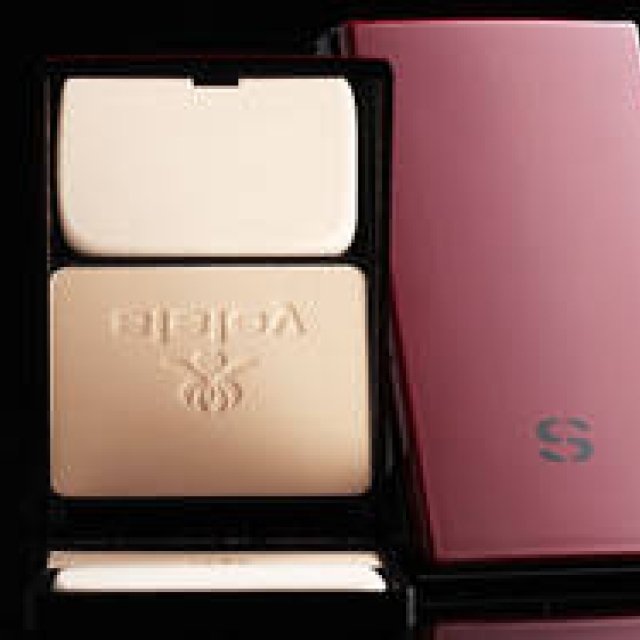 國藤直子│コスメシュラン第55週「シスレー フィト タン エクラ コンパクト」