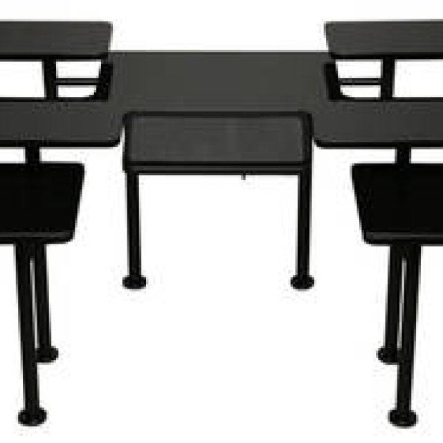 MSY｜座れば武者震いするデスク「ROCCAFORTE」登場