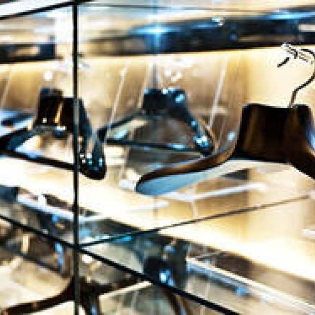 イセタンメンズレジデンス通信2010年4月号｜ISETAN MEN'S - メンズ館