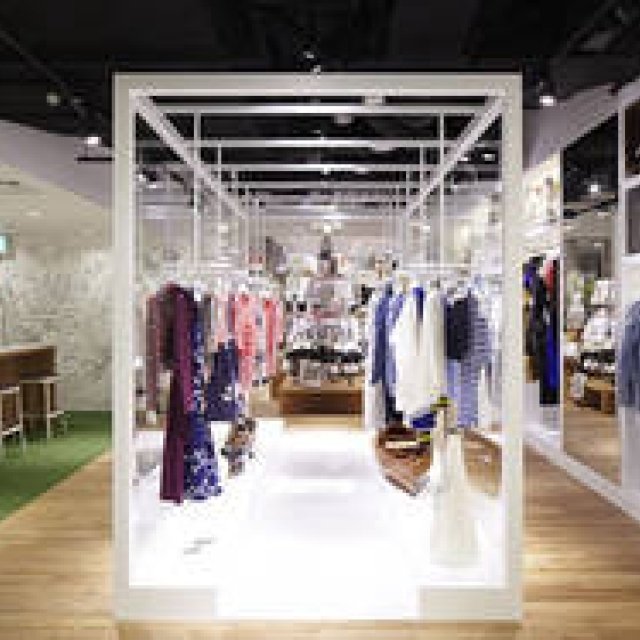 PASS THE BATON｜パス ザ バトン表参道店