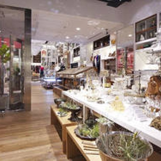 ART｜「役者の日常」～浅野忠信展～開催