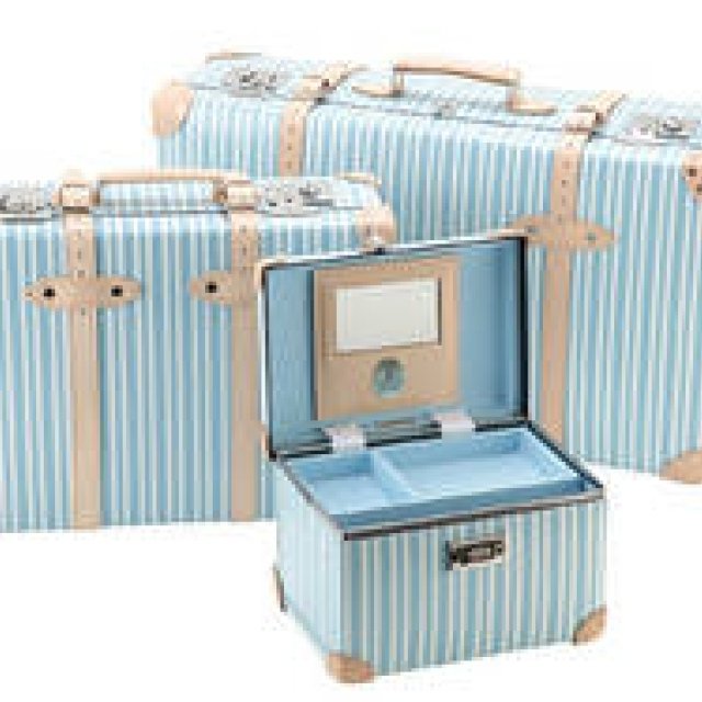 GLOBE-TROTTER｜最新コレクション「AZURE」発売